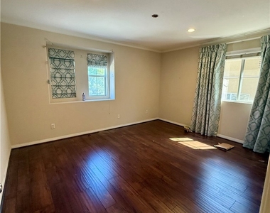 11408 Figtree Terrace - Photo Thumbnail 16