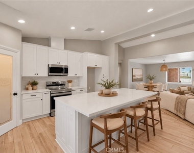 19280 Glendale Court - Photo Thumbnail 10
