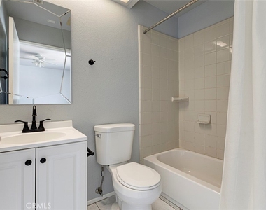 10119 Pinewood Avenue - Photo Thumbnail 11