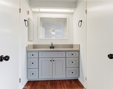 10119 Pinewood Avenue - Photo Thumbnail 13