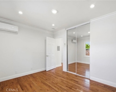 1321 Orange Grove - Photo Thumbnail 4
