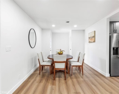7629 Arcola Ave - Photo Thumbnail 7
