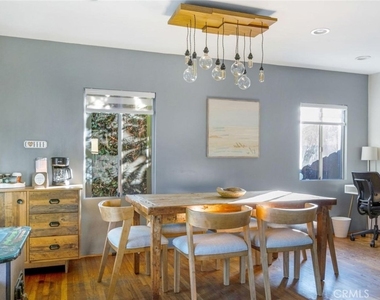 2819 Pacific Avenue - Photo Thumbnail 13
