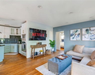 2819 Pacific Avenue - Photo Thumbnail 17