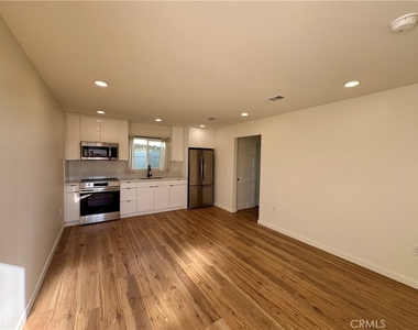1806 Kearney Ave. - Photo Thumbnail 5