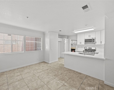 11229 Terra Vista W - Photo Thumbnail 11
