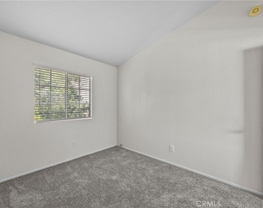 11229 Terra Vista W - Photo Thumbnail 21
