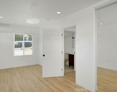 1843 Norval Street - Photo Thumbnail 6