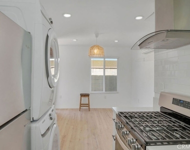 1843 Norval Street - Photo Thumbnail 10