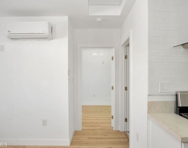 1843 Norval Street - Photo Thumbnail 9