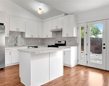 1845 Norval Street - Photo Thumbnail 2