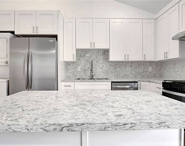 1845 Norval Street - Photo Thumbnail 7