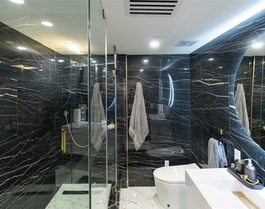 1155 N Brand Boulevard - Photo Thumbnail 17