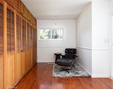 1900 Sycamore Drive - Photo Thumbnail 21