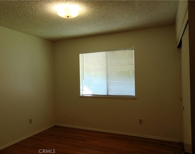 880 Kimberly Court - Photo Thumbnail 18