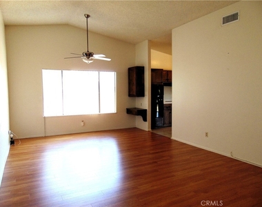 880 Kimberly Court - Photo Thumbnail 6
