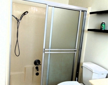 880 Kimberly Court - Photo Thumbnail 15