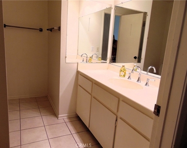 880 Kimberly Court - Photo Thumbnail 19