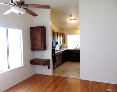 880 Kimberly Court - Photo Thumbnail 5