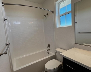 218 Church St - Photo Thumbnail 27