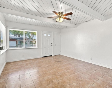 77 Breaker Dr - Photo Thumbnail 3