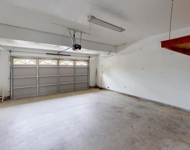 1032 Twinbridge Court - Photo Thumbnail 13