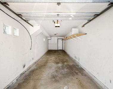 6206 Pacific Avenue - Photo Thumbnail 32
