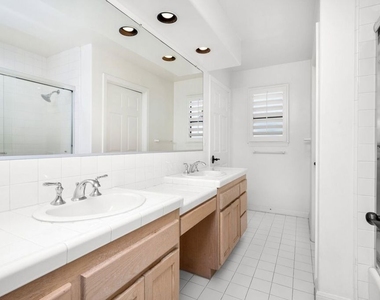 6206 Pacific Avenue - Photo Thumbnail 20