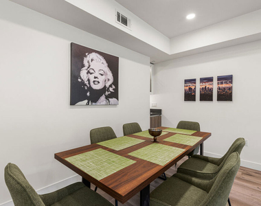 4806 Sylmar Ave Penthouse - Photo Thumbnail 8
