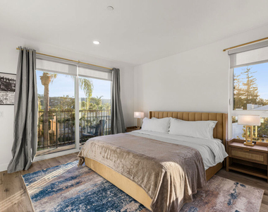 4806 Sylmar Ave Penthouse - Photo Thumbnail 20