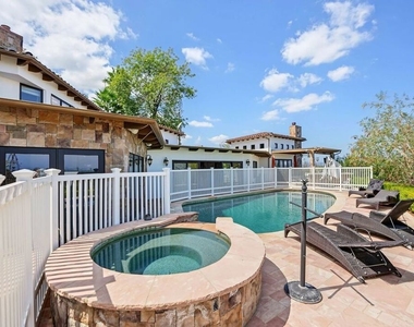 4550 Gable Drive - Photo Thumbnail 56