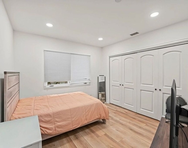 4550 Gable Drive - Photo Thumbnail 29