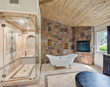 4550 Gable Drive - Photo Thumbnail 45