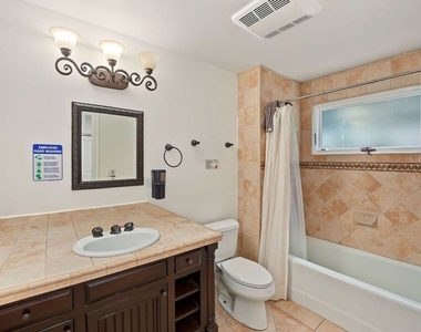 4550 Gable Drive - Photo Thumbnail 26