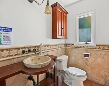 4550 Gable Drive - Photo Thumbnail 48