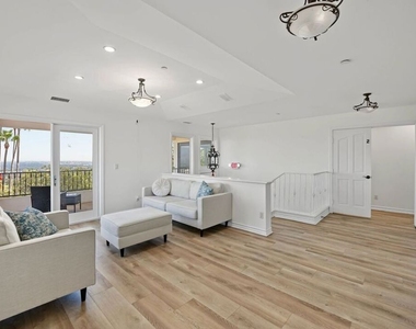 4550 Gable Drive - Photo Thumbnail 36
