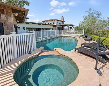 4550 Gable Drive - Photo Thumbnail 55