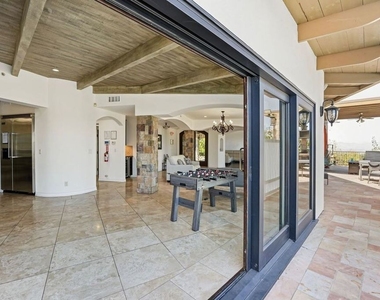 4550 Gable Drive - Photo Thumbnail 16