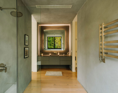 7681 Willow Glen Road - Photo Thumbnail 15