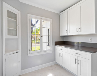 1201 Hauser Boulevard - Photo Thumbnail 20