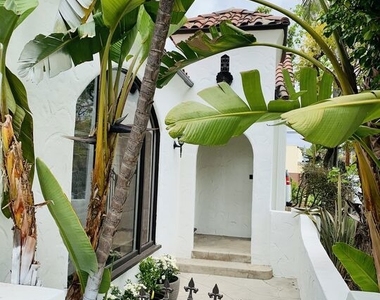 1201 Hauser Boulevard - Photo Thumbnail 7