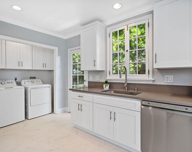 1201 Hauser Boulevard - Photo Thumbnail 18