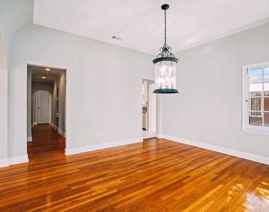 1201 Hauser Boulevard - Photo Thumbnail 12