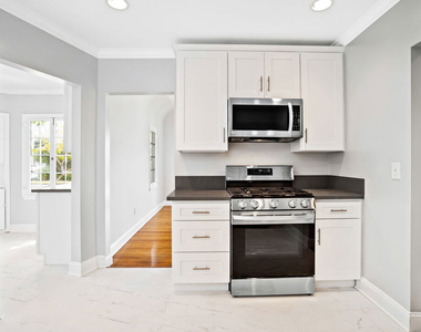 1201 Hauser Boulevard - Photo Thumbnail 15