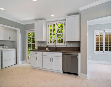 1201 Hauser Boulevard - Photo Thumbnail 17