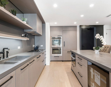 10777 Wilshire Boulevard - Photo Thumbnail 16