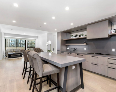 10777 Wilshire Boulevard - Photo Thumbnail 5