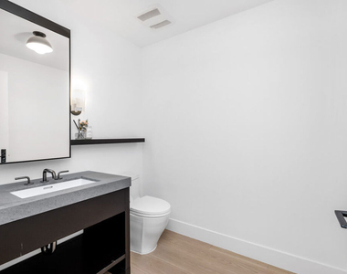 10777 Wilshire Boulevard - Photo Thumbnail 7