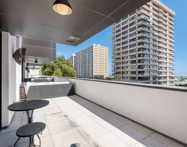 10777 Wilshire Boulevard - Photo Thumbnail 19