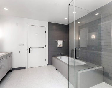 10777 Wilshire Boulevard - Photo Thumbnail 9